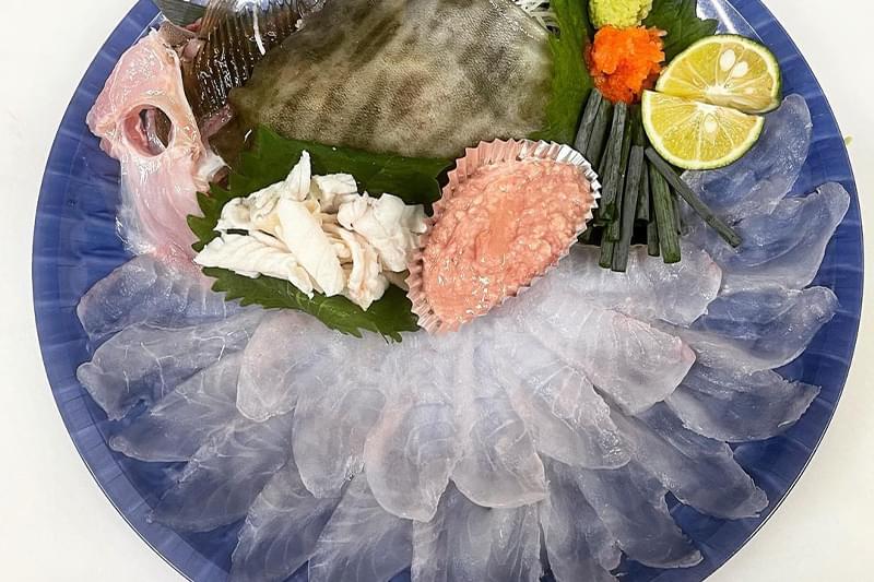 美味しい魚介類の惣菜たくさんあります！